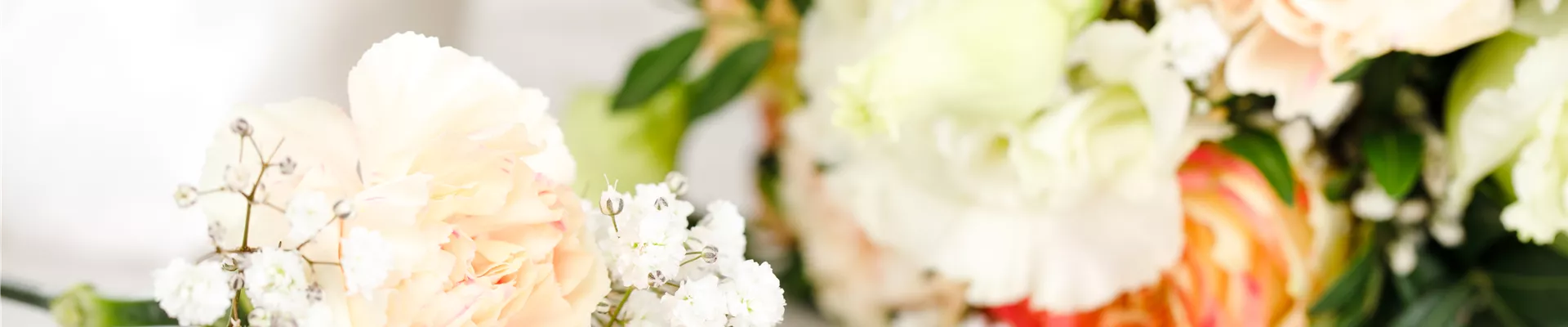 Floristische Tischdekoration mit Eheringen